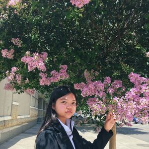 Meet your Posher, Linh